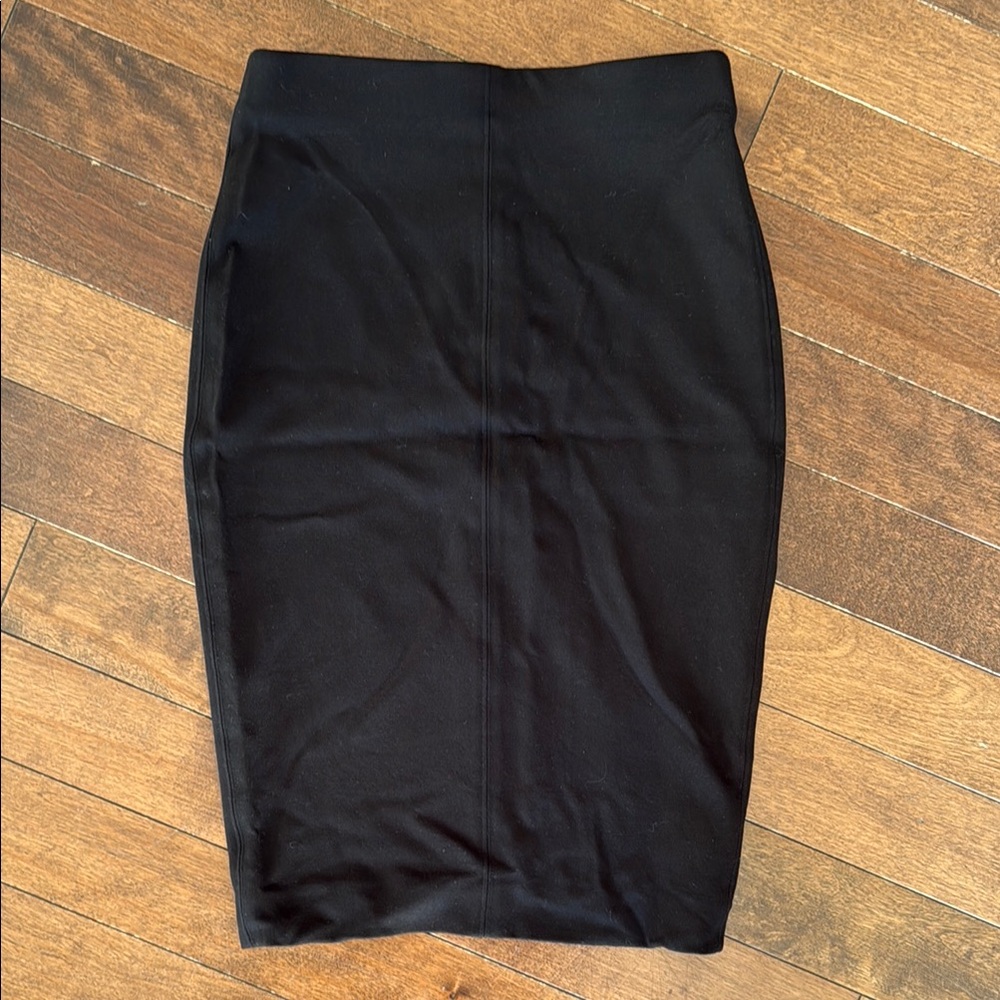EUC Wilfred pencil skirt